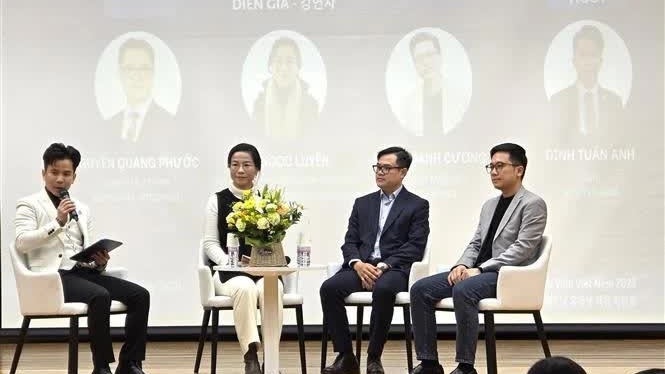 Job fair held for Vietnamese students at Seoul Cyber University, RoK