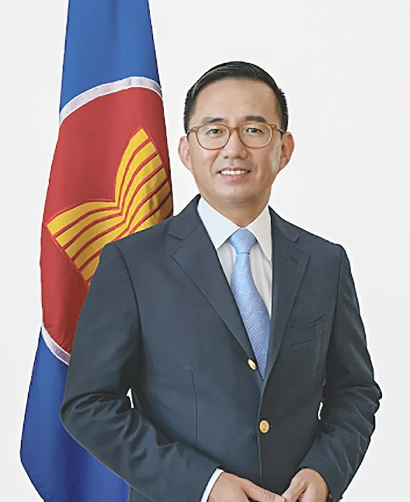 Đại sứ Trần Đức Bình, Vụ trưởng Vụ ASEAN (Bộ Ngoại giao). Đại sứ Trần Đức Bình, Vụ trưởng Vụ ASEAN (Bộ Ngoại giao).