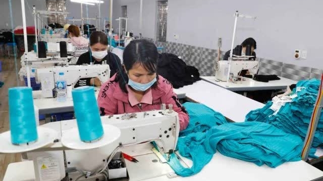 Amendment to expand eligibility for business establishment