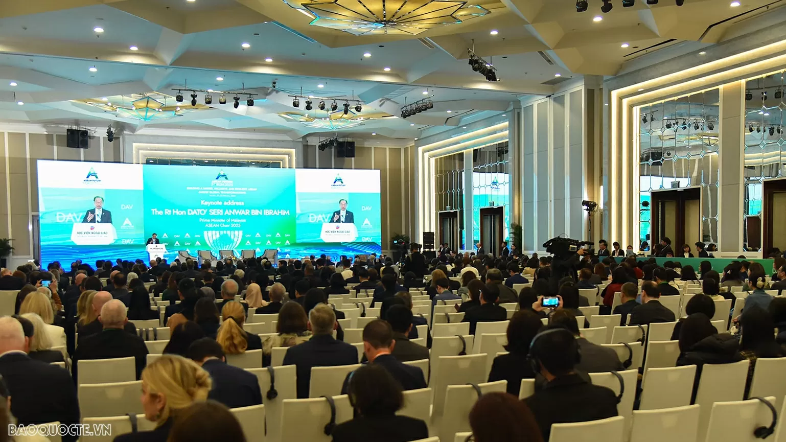 ASEAN Future Forum: High-level plenary session on regional and global issues