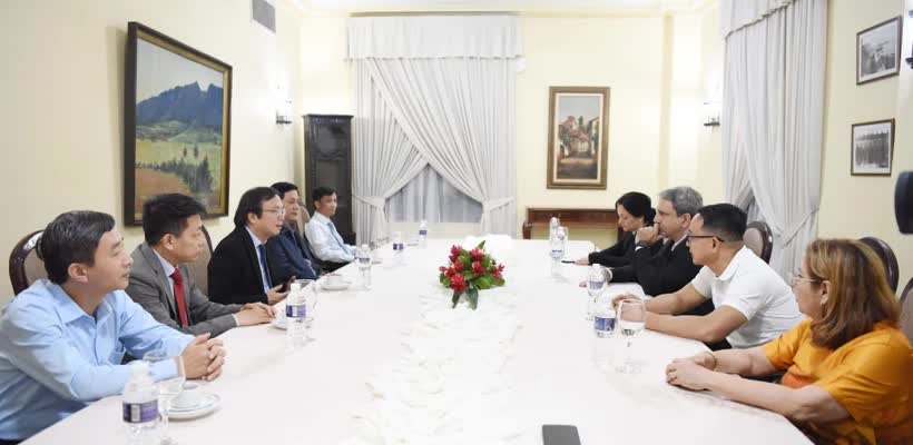 Vietnam, Cuba promote cooperation in education publishing
