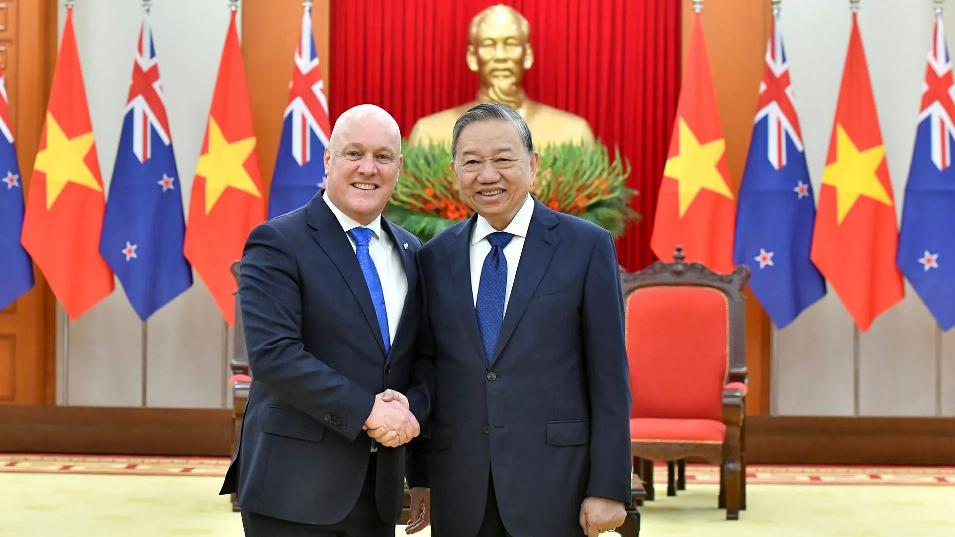 General Secretary To Lam receives PM Christopher Luxon to highlight Vietnam-New Zealand deep strategic trust General Secretary To Lam receives PM Christopher Luxon to highlight Vietnam-New Zealand deep strategic trust