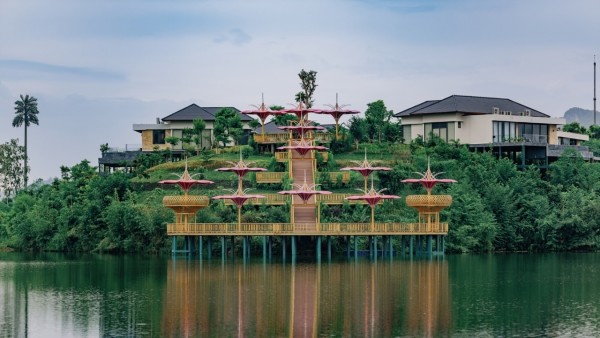 LAMORI Resort & Spa: Tho Xuan's strong identiy