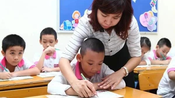 School fees to be waived for all public school students nationwide: Politburo