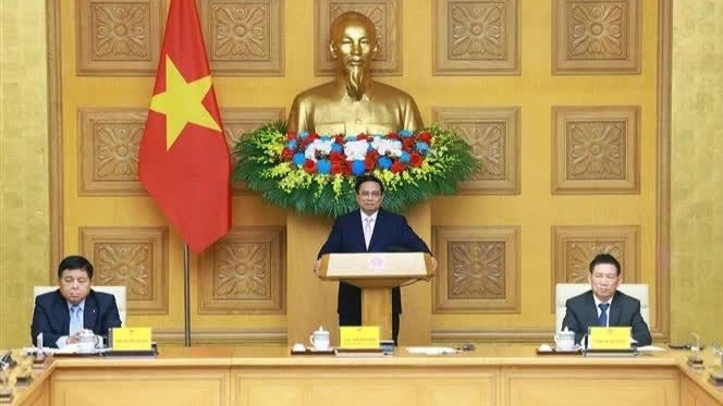 PM urges Vietnamese, Chinese firms to realise high-level agreements through concrete actions