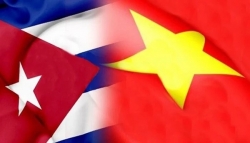 Vietnam, Cuba enhance medical cooperation in Angola
