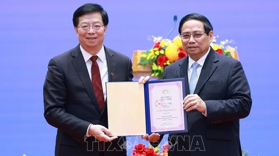 PM Pham Minh Chinh receives Honorary Professor title of Tsinghua University