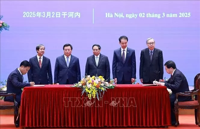 PM Pham Minh Chinh receives Honorary Professor title of Tsinghua University