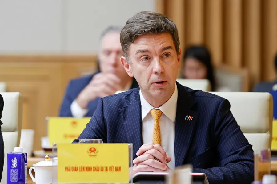 PM Pham Minh Chinh chaired a dialogue with European enterprises to boost cooperation, investment PM Pham Minh Chinh chaired a dialogue with European enterprises to boost cooperation, investment