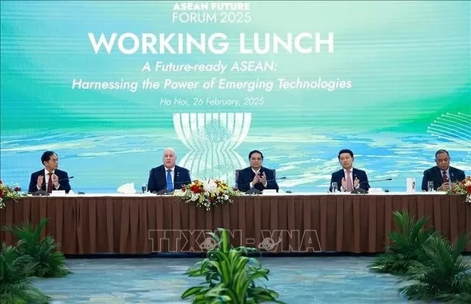 ASEAN Future Forum: PM Pham Minh Chinh stresses need for ASEAN to embrace new technologies ASEAN Future Forum: PM Pham Minh Chinh stresses need for ASEAN to embrace new technologies
