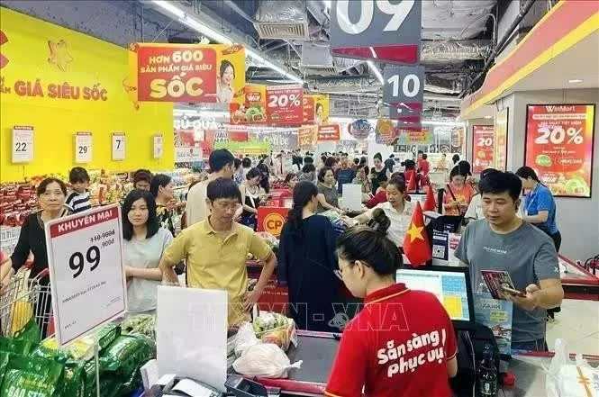 Standard Chartered forecasts rising inflation as Vietnam maintains strong growth outlook Standard Chartered forecasts rising inflation as Vietnam maintains strong growth outlook