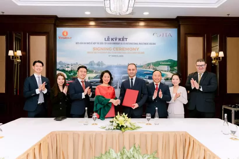 Vingroup, JTA Investment Qatar sign MoU for strategic investments in e-vehicles, tourism Vingroup, JTA Investment Qatar sign MoU for strategic investments in e-vehicles, tourism
