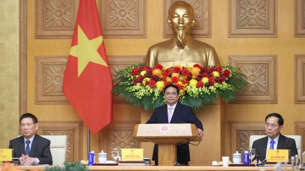PM Pham Minh Chinh holds dialogue with businesses from ASEAN