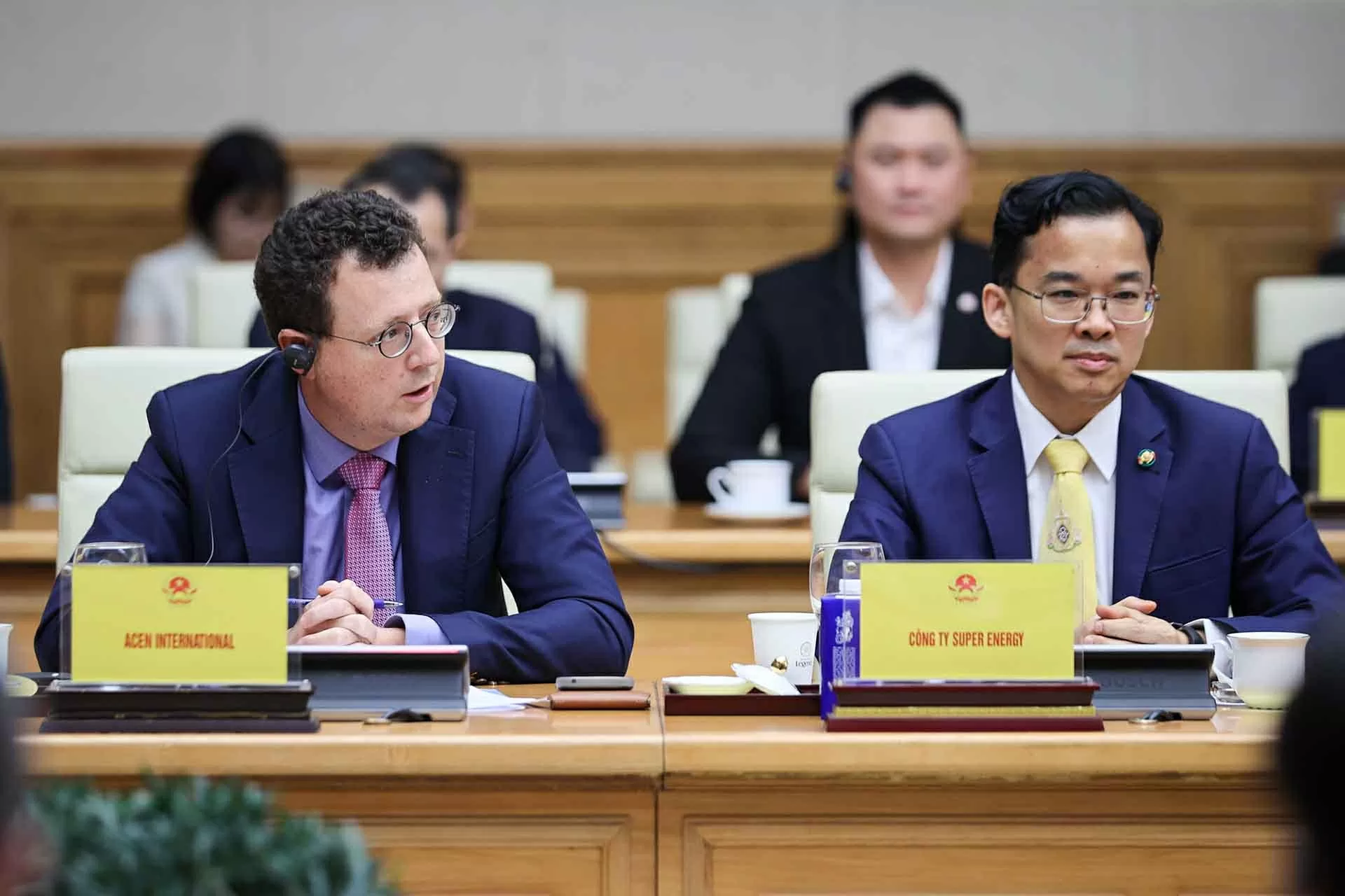 PM Pham Minh Chinh holds dialogue with businesses from ASEAN