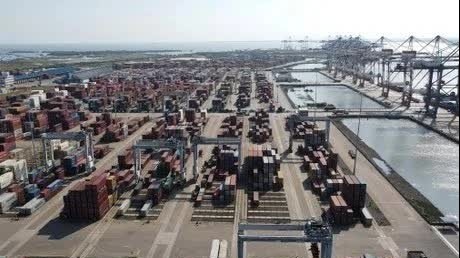 Ministry of Industry and Trade calls on logistics firms to promote linkage with Middle East market