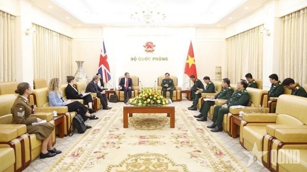 Vietnam, UK officials strengthen cooperation in combating human trafficking