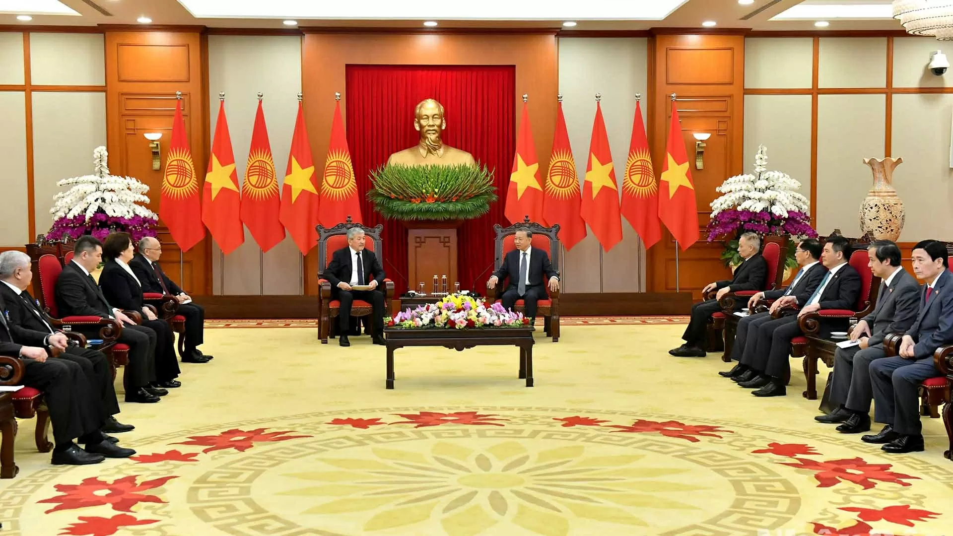 General Secretary To Lam welcomes Kyrgyz PM Adylbek Kasymaliev’s official visit to Vietnam General Secretary To Lam welcomes Kyrgyz PM Adylbek Kasymaliev’s official visit to Vietnam