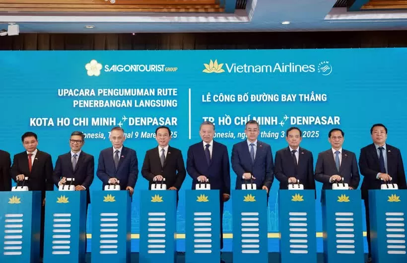 Party General Secretary To Lam attends launch of Vietnam Airlines’ HCM City – Bali direct route