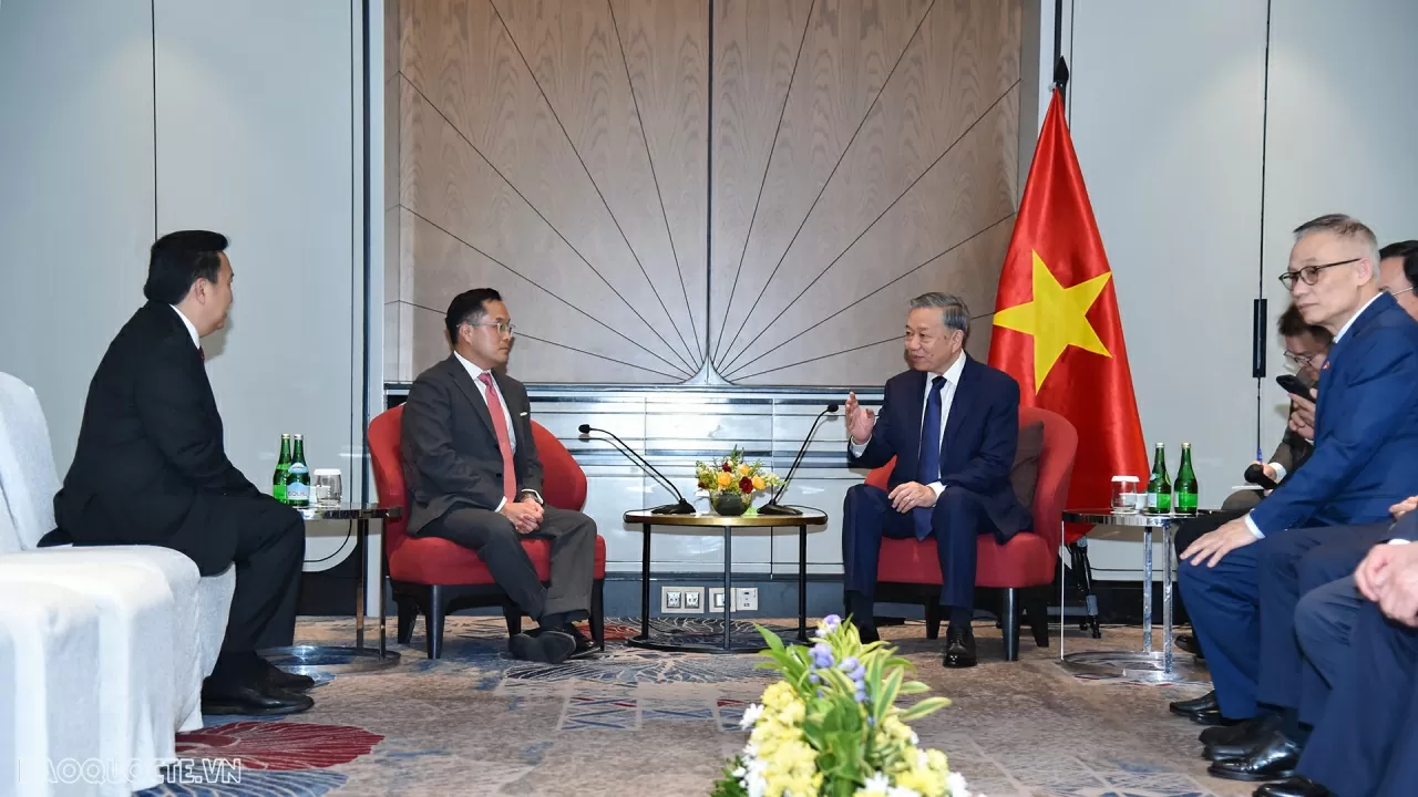 General Secretary To Lam receives leaders of large Indonesian businesses in Jakarta General Secretary To Lam receives leaders of large Indonesian businesses in Jakarta