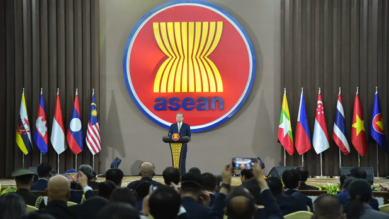 A 30-year journey of Vietnam in ASEAN: From sharing a common aspiration to becoming a reliable and responsible member A 30-year journey of Vietnam in ASEAN: From sharing a common aspiration to becoming a reliable and responsible member