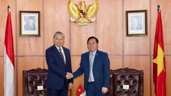 Party leader To Lam meets with Indonesian Senate Speaker in Jakarta