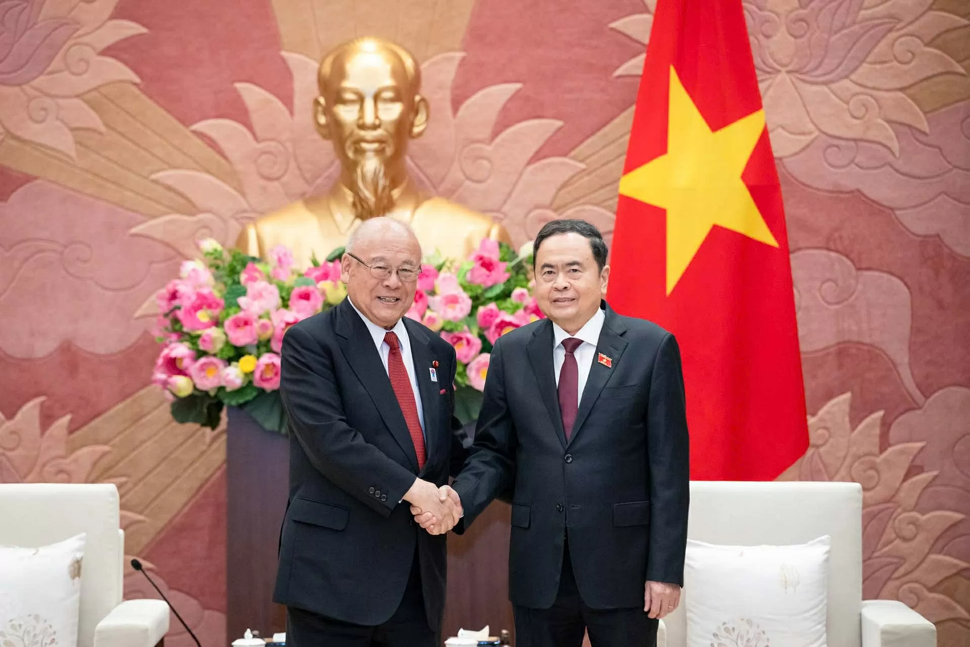 NA Chairman Tran Thanh Man welcomes Special Advisor of Japan-Vietnam Parliamentary Friendship Alliance NA Chairman Tran Thanh Man welcomes Special Advisor of Japan-Vietnam Parliamentary Friendship Alliance