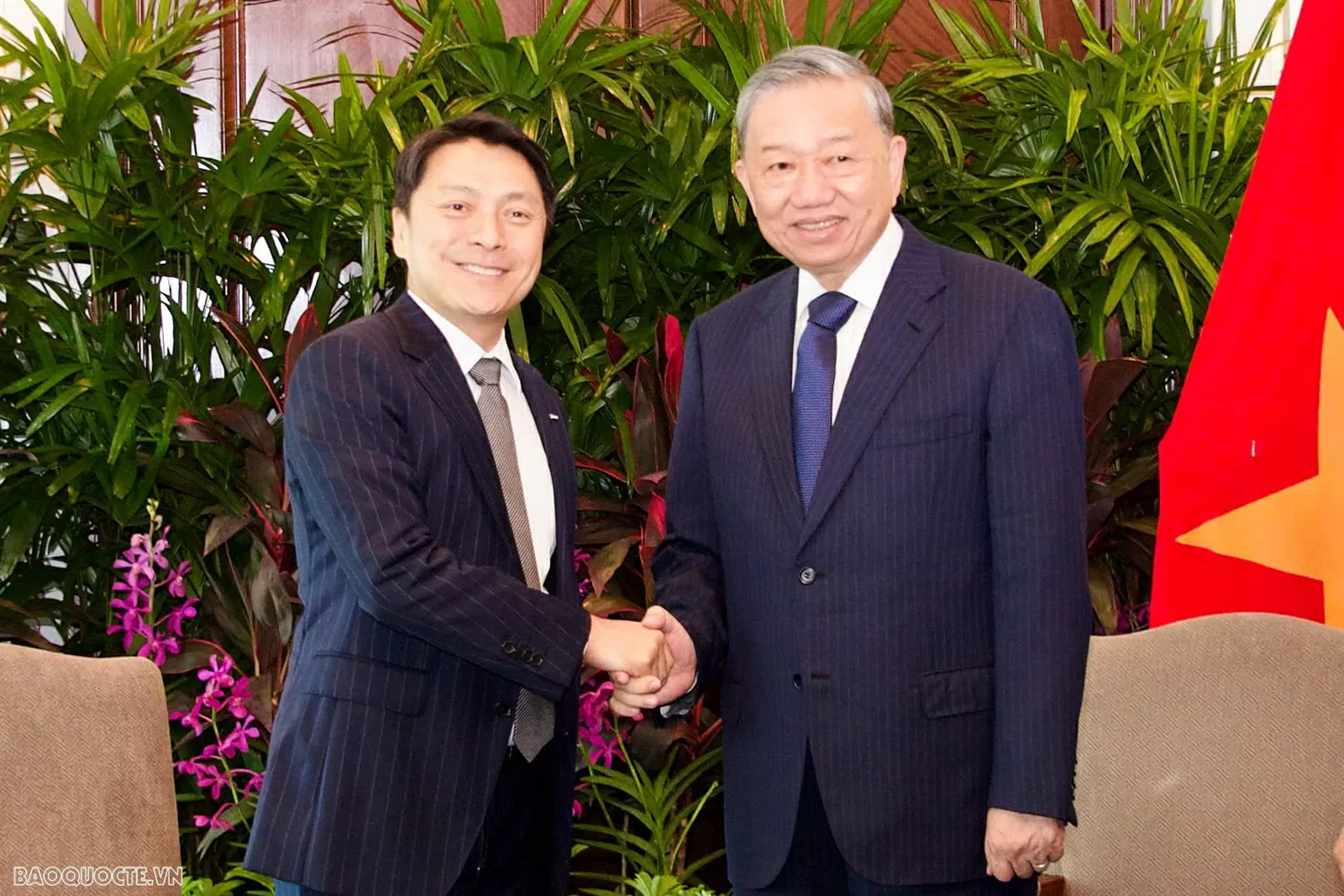 General Secretary To Lam receives leaders of outstanding firms in Singapore General Secretary To Lam receives leaders of outstanding firms in Singapore