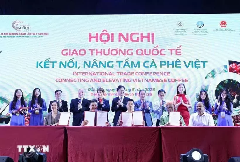 Dak Lak, Laos’ Attapeu province sign cooperation deal Dak Lak, Laos’ Attapeu province sign cooperation deal