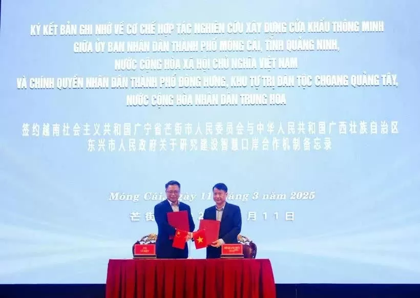 Vietnamese, Chinese cities to build smart border gate pair