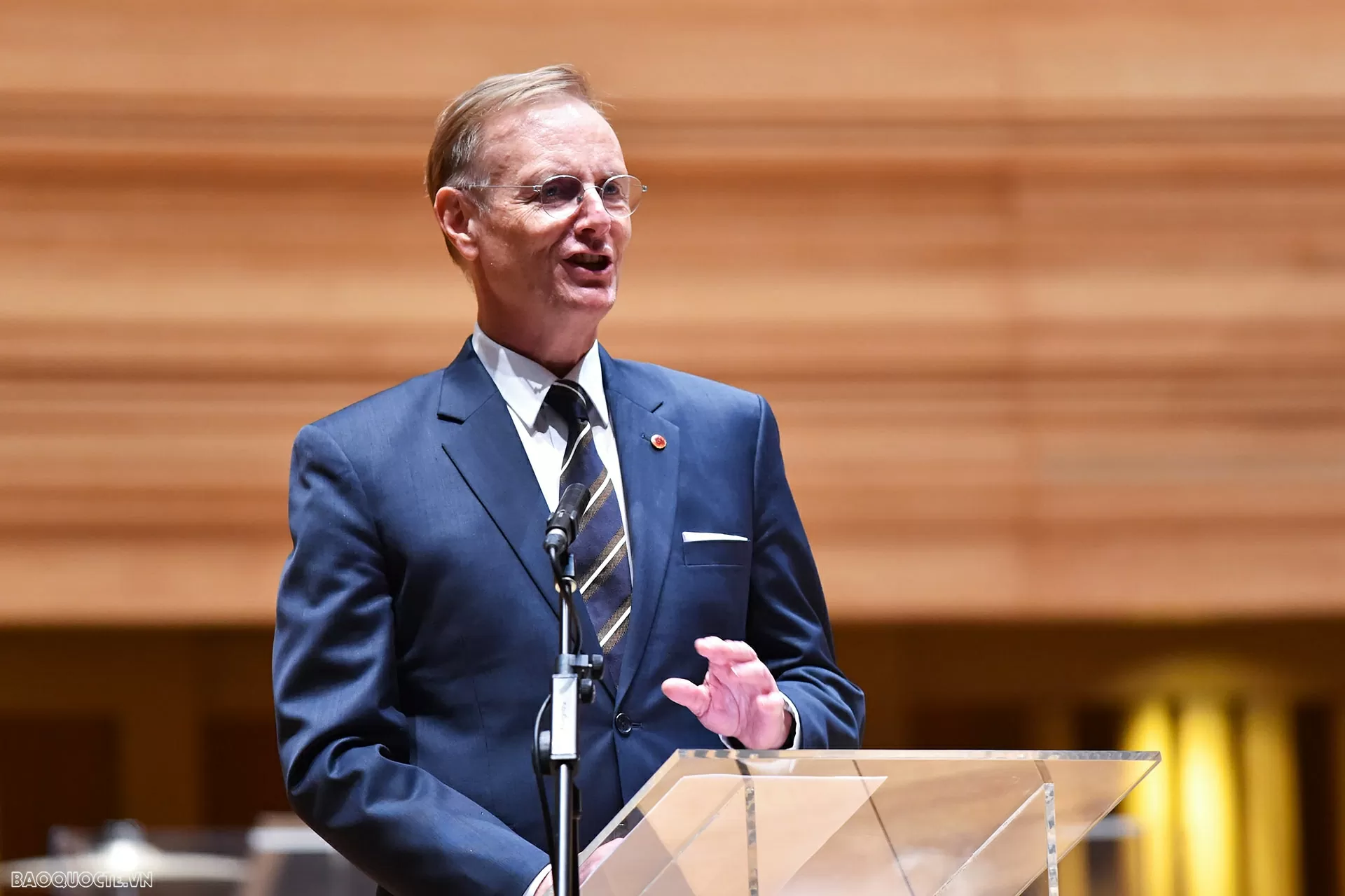 General Secretary To Lam and Spouse attend concert at Yong Siew Toh Conservatory of Music