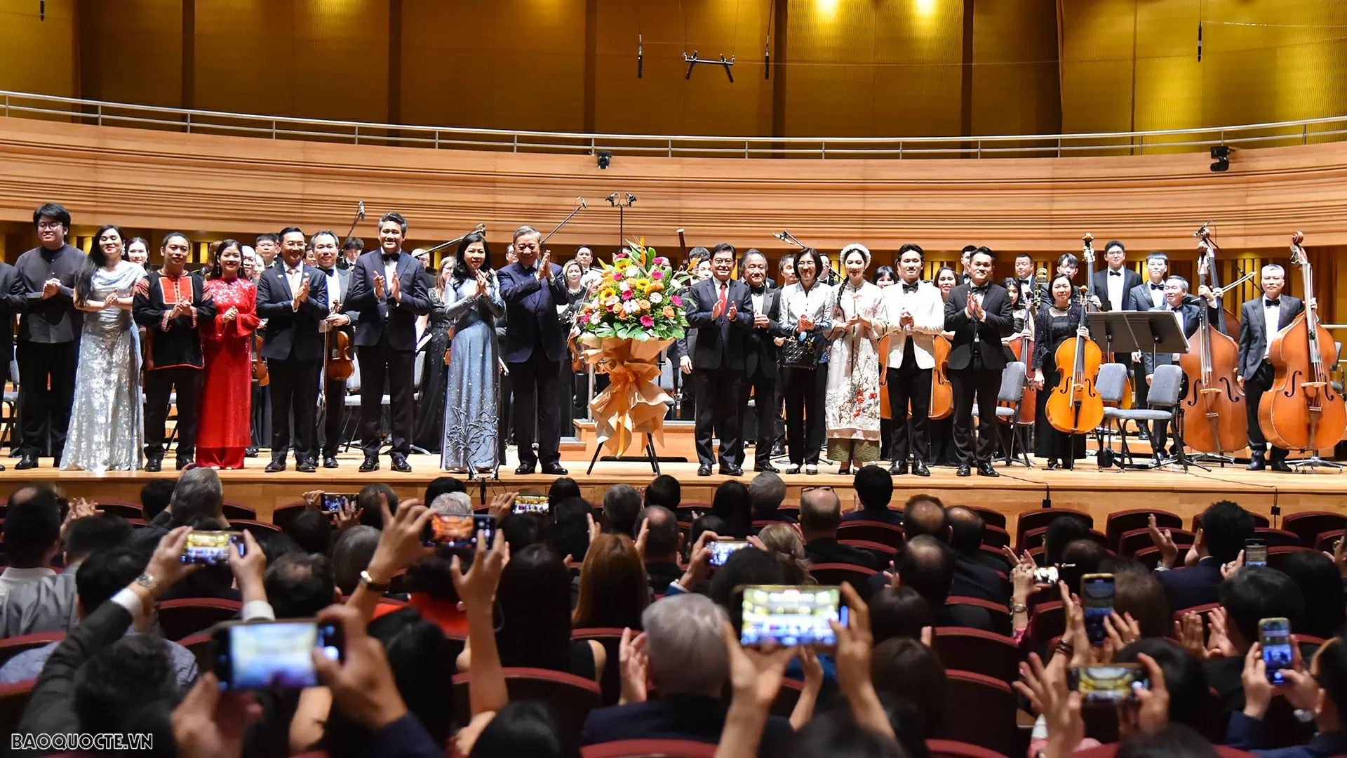 General Secretary To Lam and Spouse attend concert at Yong Siew Toh Conservatory of Music