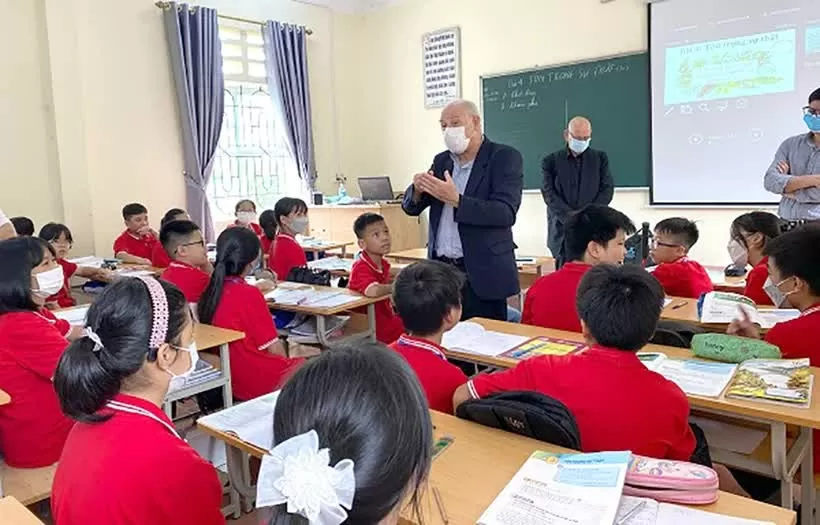 Phu Tho set to make English official second language in schools Phu Tho set to make English official second language in schools