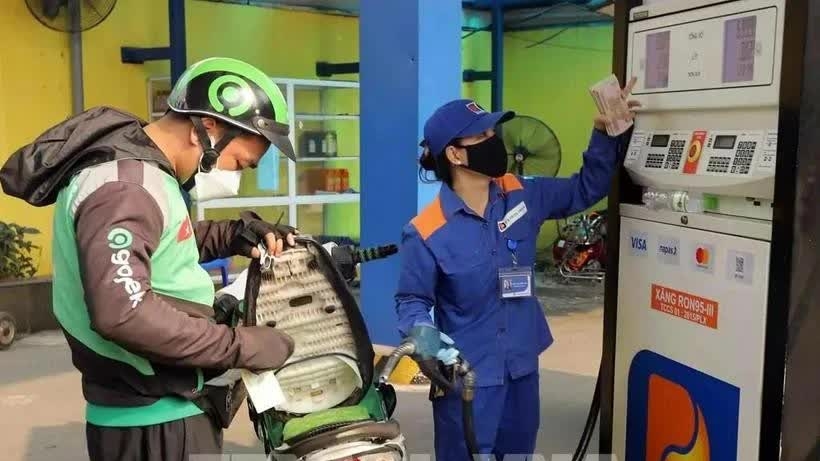 Domestic retail fuel prices cut for third consecutive time