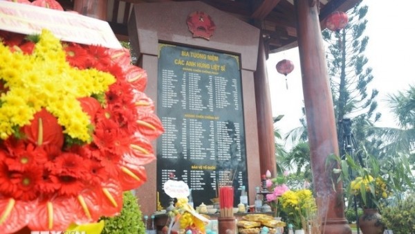 Solemn ceremony held in Da Nang to commemorate 64 fallen naval officers and soldiers at Gac Ma Reef