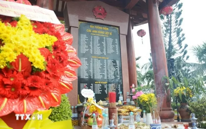 Solemn ceremony held in Da Nang to commemorate 64 fallen naval officers, soldiers at Gac Ma Reef Solemn ceremony held in Da Nang to commemorate 64 fallen naval officers, soldiers at Gac Ma Reef
