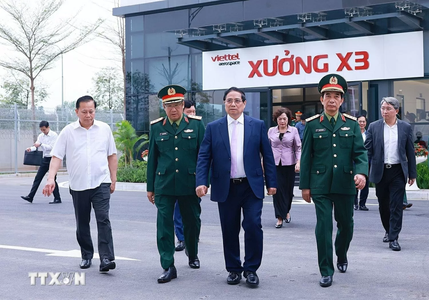 Thủ tướng Phạm Minh Chính làm việc với Tập đoàn Công nghiệp-Viễn thông Quân đội (Viettel). (Ảnh: Dương Giang/TTXVN) Thủ tướng Phạm Minh Chính làm việc với Tập đoàn Công nghiệp-Viễn thông Quân đội (Viettel). (Ảnh: Dương Giang/TTXVN)