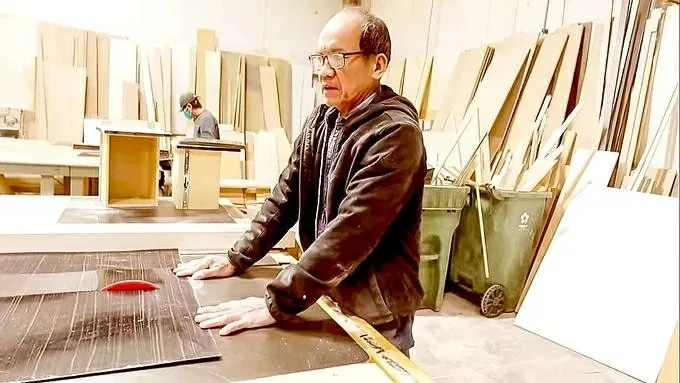 A Vietnamese-owned woodworking workshop in Texas, the US (Photo: sggp.org.vn) A Vietnamese-owned woodworking workshop in Texas, the US (Photo: sggp.org.vn)