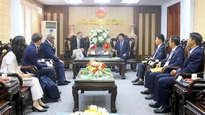 Dien Bien welcomes French Embassy delegation to strengthens cooperation with France