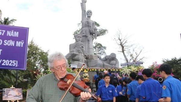 Solemn ceremony held to commemorate victims of Son My massacre