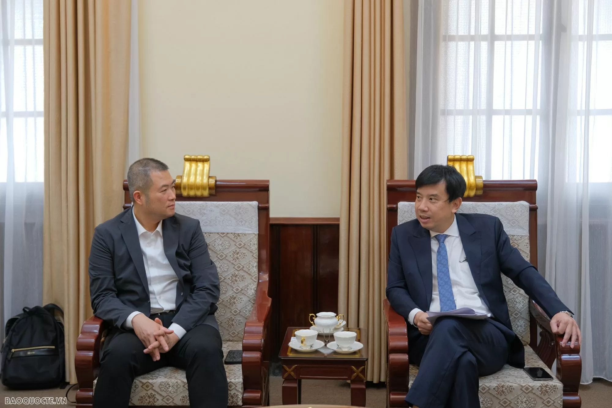 Tổng Biên tập Báo Thế giới và Việt Nam Nguyễn Trường Sơn đã tiếp và làm việc với đoàn đại biểu Trung tâm Truyền thông quốc tế thuộc Nhật báo Quảng Tây (Trung Quốc) do Phó Giám đốc thường trực La Nhuệ dẫn đầu. (Ảnh: Ngọc Anh) Tổng Biên tập Báo Thế giới và Việt Nam Nguyễn Trường Sơn đã tiếp và làm việc với đoàn đại biểu Trung tâm Truyền thông quốc tế thuộc Nhật báo Quảng Tây (Trung Quốc) do Phó Giám đốc thường trực La Nhuệ dẫn đầu. (Ảnh: Ngọc Anh)