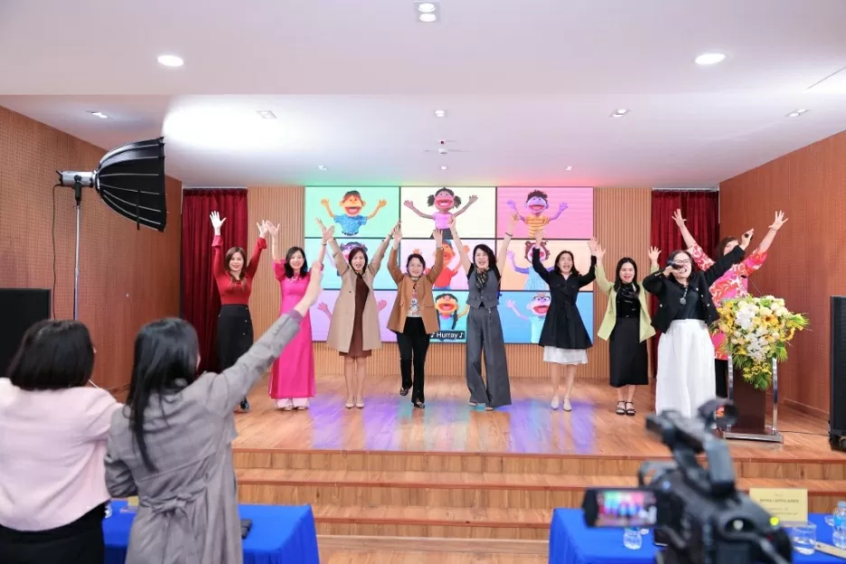 Connecting 300 schools in Hanoi and Thai Nguyen through the art-based learning workshop