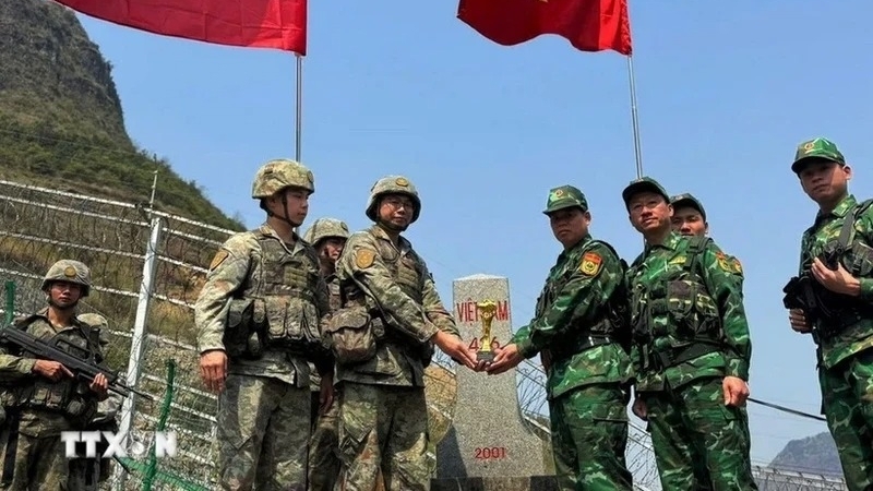 Vietnam, China conduct joint border patrol
