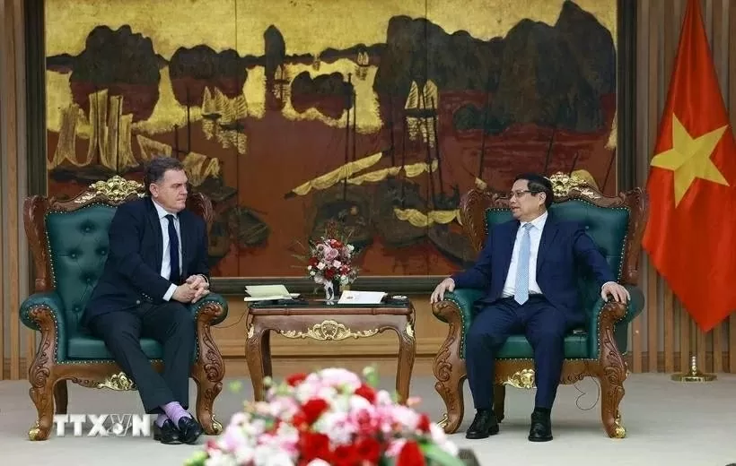 Vietnam seeks stronger French investment in transport infrastructure Vietnam seeks stronger French investment in transport infrastructure