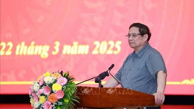 Prime Minister Pham Minh Chinh asks Binh Dinh to uphold martial spirit to grow further
