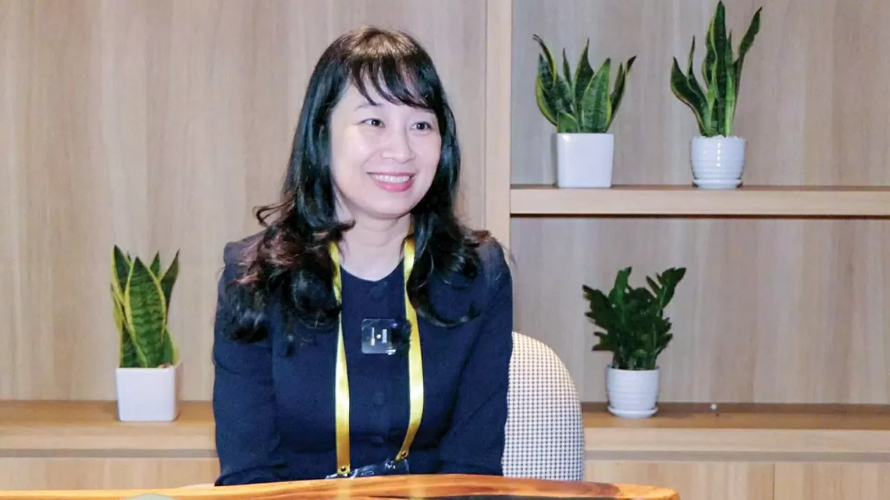 Associate Professor, Dr. Nguyen Thi Lan Anh, Director of the East Sea Institute, Diplomatic Academy. Associate Professor, Dr. Nguyen Thi Lan Anh, Director of the East Sea Institute, Diplomatic Academy.
