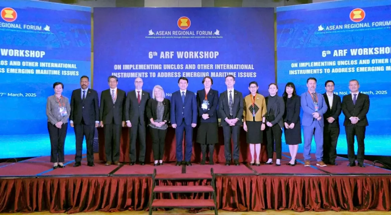 The sixth workshop of the ASEAN Regional Forum (ARF) on the application of the 1982 United Nations Convention on the Law of the Sea (UNCLOS) and other international legal documents in responding to emerging challenges at sea was organized by the Ministry of Foreign Affairs on March 17 in Hanoi. (Photo: Thanh Long)