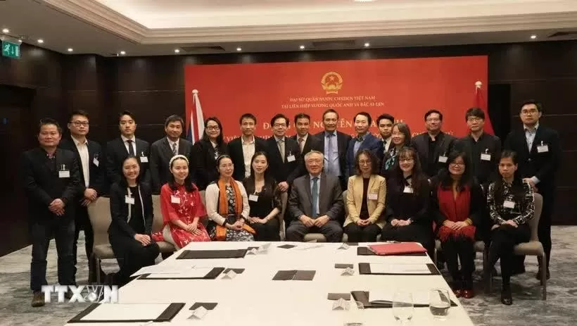 OV intellectuals in UK suggest blueprint for Vietnam’s int’l financial hub ambition OV intellectuals in UK suggest blueprint for Vietnam’s int’l financial hub ambition