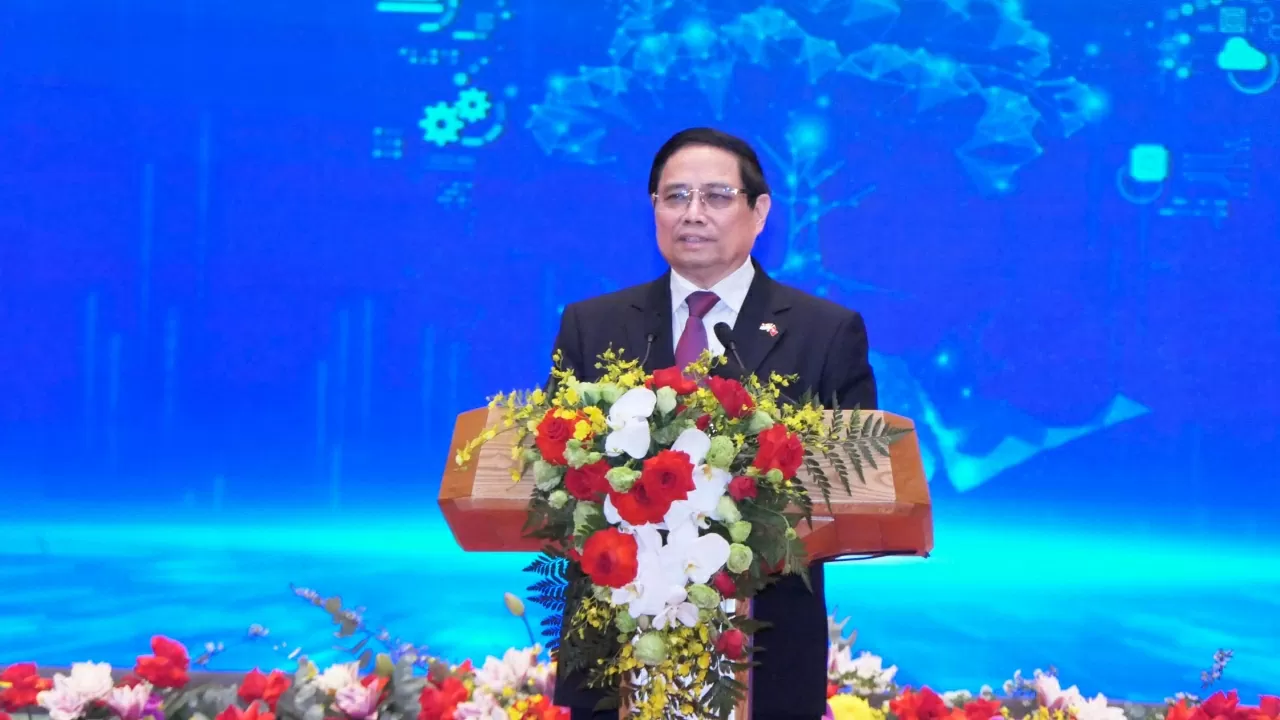 Vietnam, Singapore Prime Ministers attend VSIP Thai Binh groundbreaking ceremony