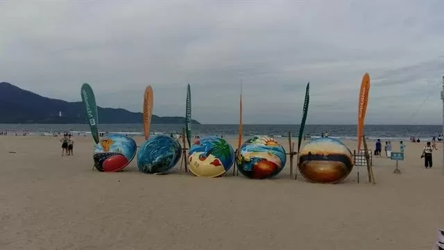 Creative art space opens at Bien Dong Park in Da Nang Creative art space opens at Bien Dong Park in Da Nang