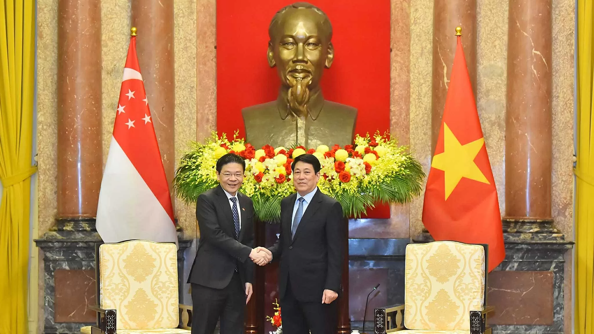 President Luong Cuong welcomes Singaporean Prime Minister Lawrence Wong
